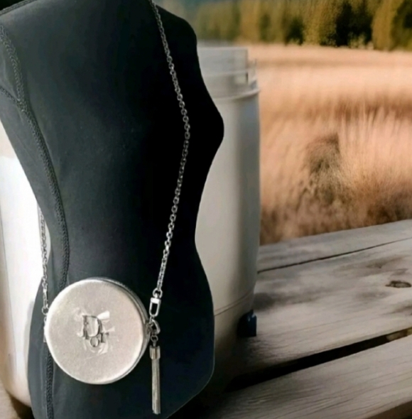 Dior Cosmetic Pouch Bag - Picture 2 of 10